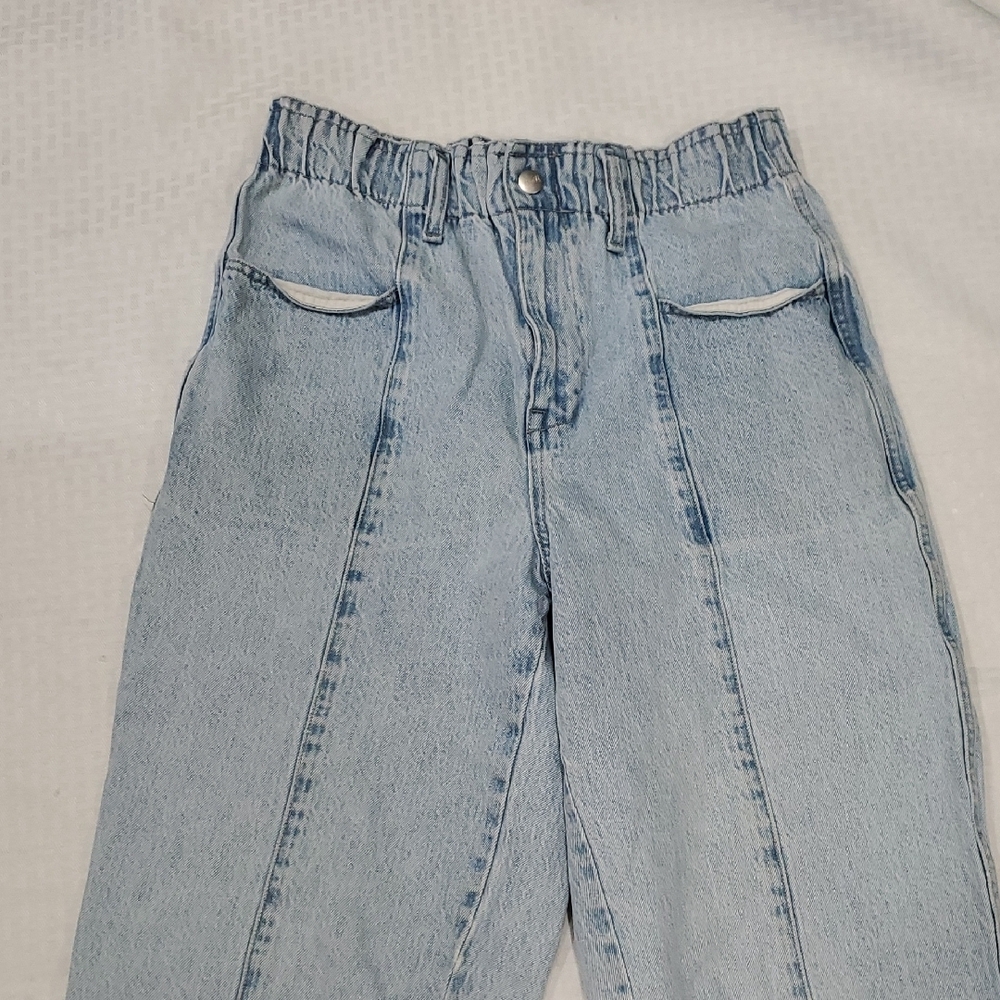 Madewell Light Blue Denim Barrel  Jeans - Picture 2 of 12
